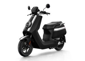 NIU NQi GTS 3000w 2*60v35, NIU 70 km/t, El scooter - Sort m. hvid