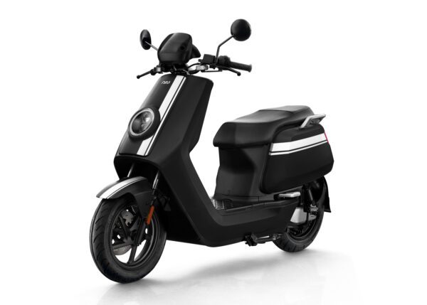 NIU NQi GTS 3000w 2*60v35, NIU 70 km/t, El scooter - Sort m. hvid